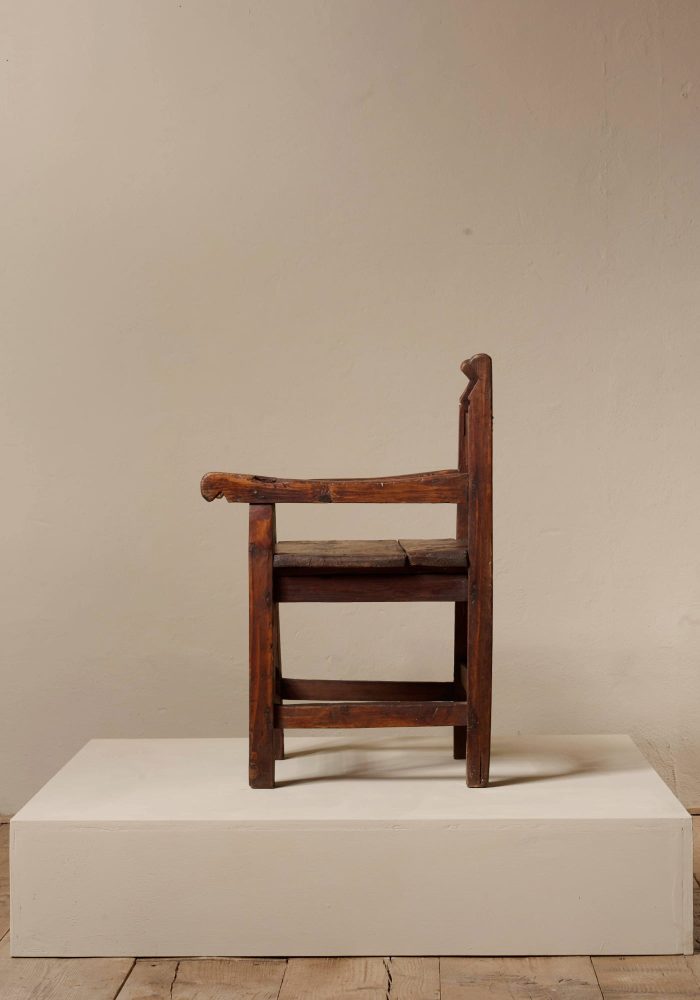 poltroncina-art-populaire-3-interior-balma-antiques